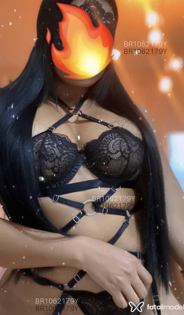Acompanhante mulher morena (o) de olhos castanhos em Pontes e Lacerda Acompanhante mulher morena (o) de olhos castanhos em Pontes e Lacerda - Karine Bianchi