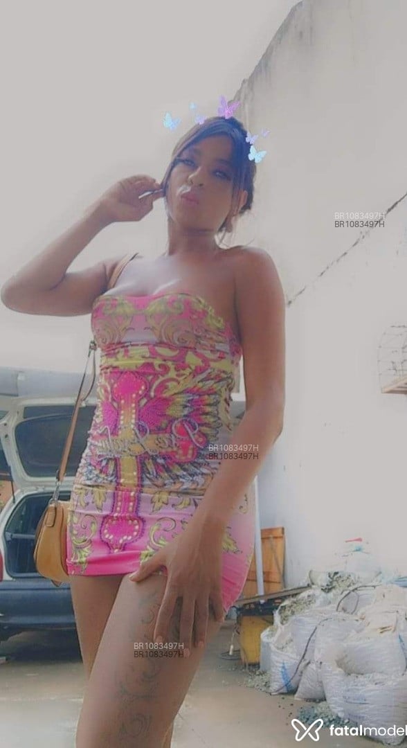 Acompanhante travesti morena (o) de olhos castanhos em Araras - Rafhaelly Hickmann