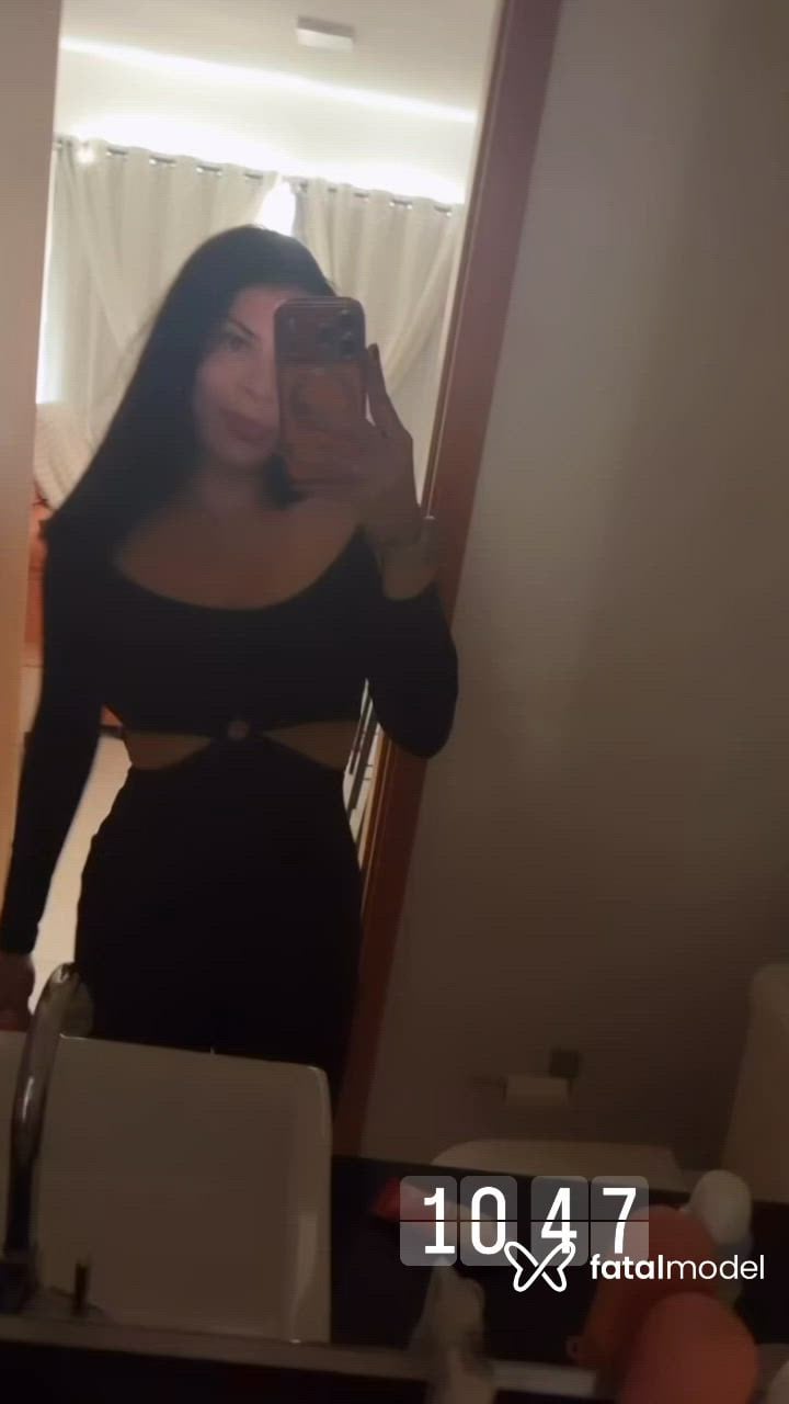 Acompanhante mulher com cabelo castanho de olhos mel - Grazi Lima