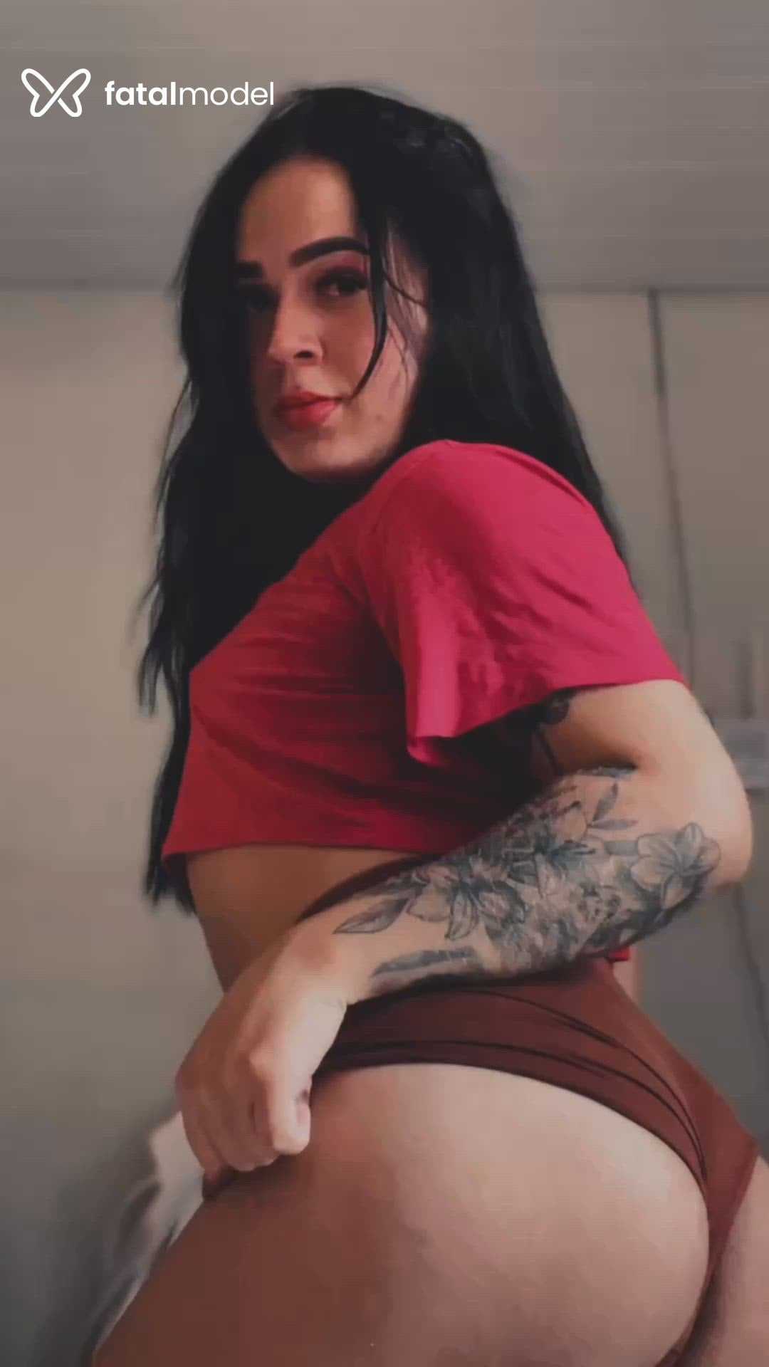 Acompanhante travesti com cabelo castanho de olhos castanhos - Naty Sousa