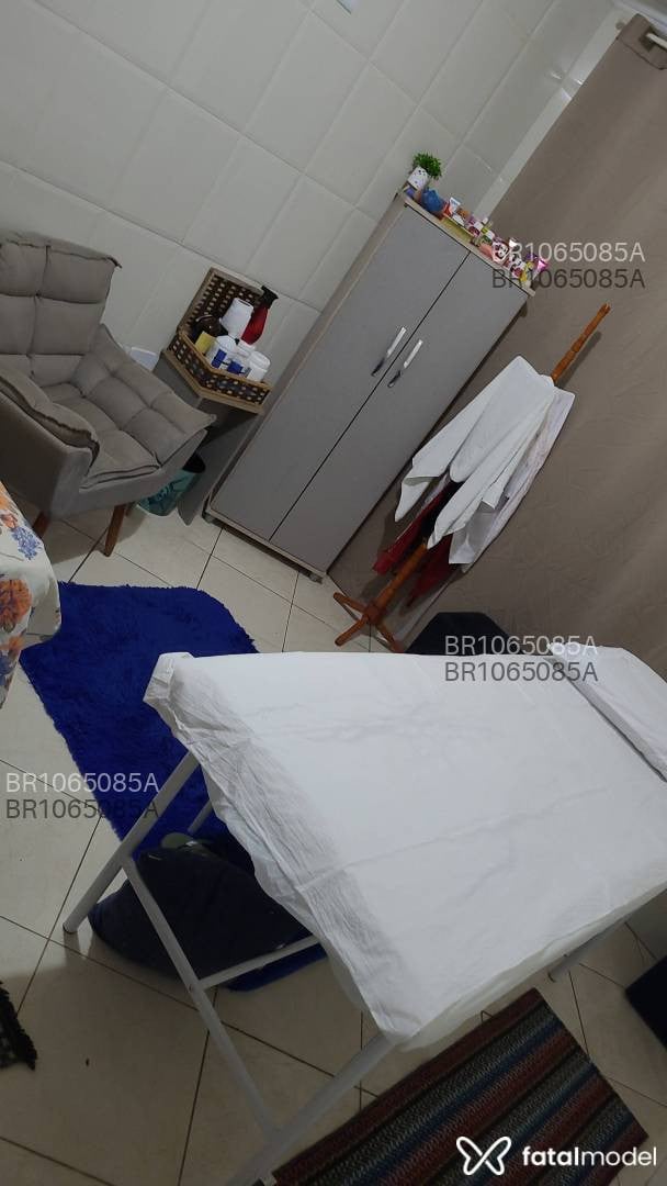 Acompanhante mulher com cabelo castanho de olhos castanhos - Keila Acompanhante mulher com cabelo castanho de olhos castanhos - Keila