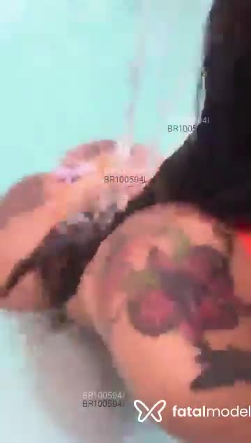 Acompanhante travesti morena (o) de olhos verdes em Taubaté Acompanhante travesti morena (o) de olhos verdes em Taubaté - Lolita Fendy