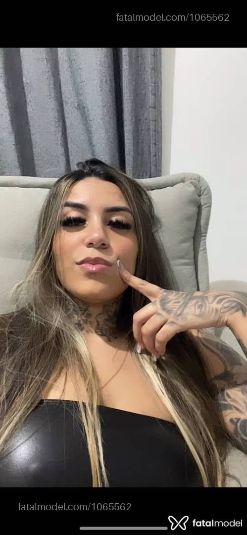Acompanhante mulher morena (o) de olhos pretos - Alice Silva