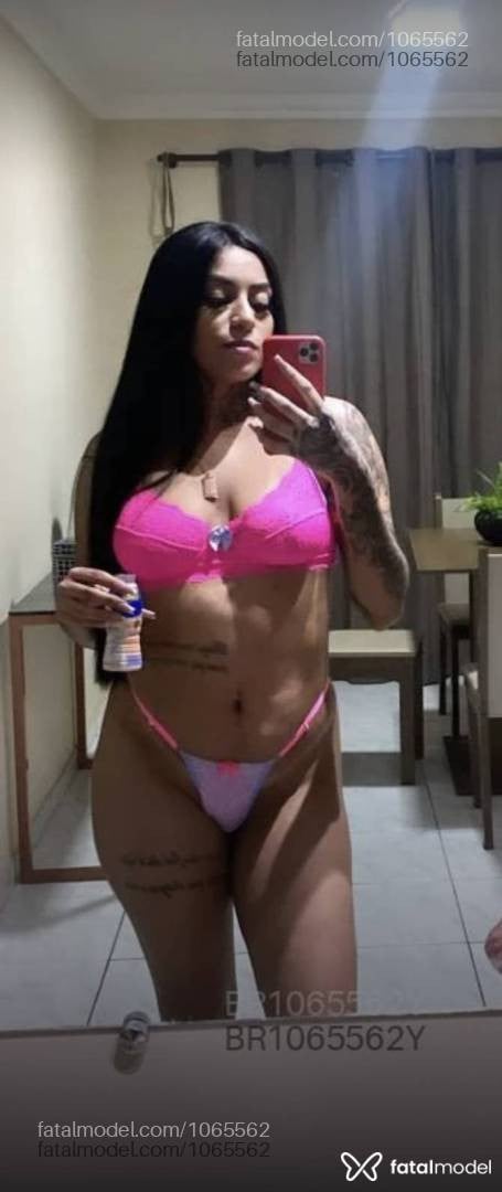 Acompanhante mulher morena (o) de olhos pretos - Alice Silva