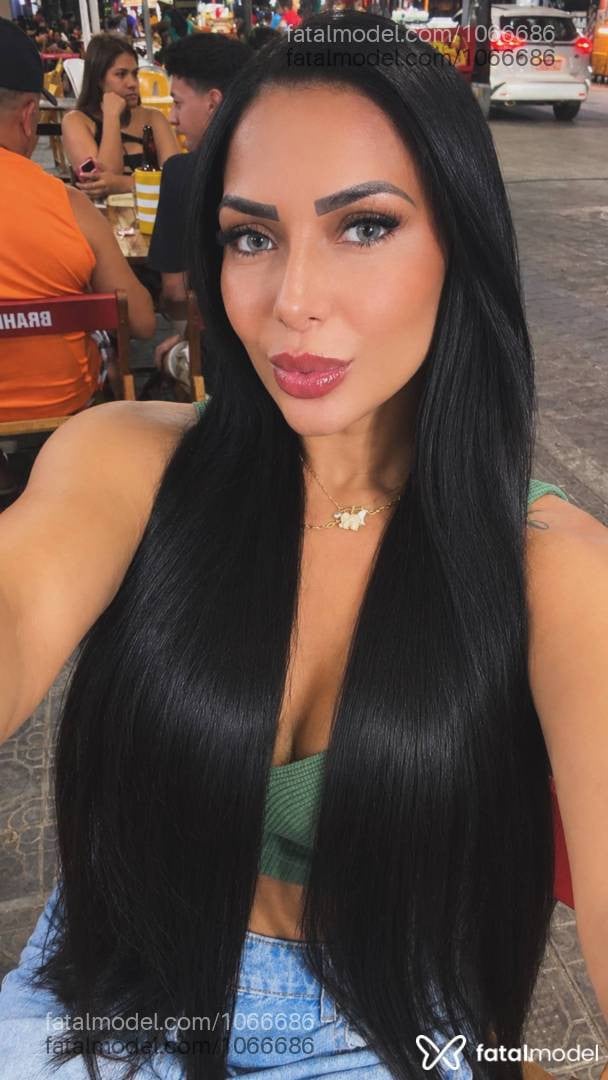 Acompanhante mulher morena (o) de olhos verdes - Beatriz fontes