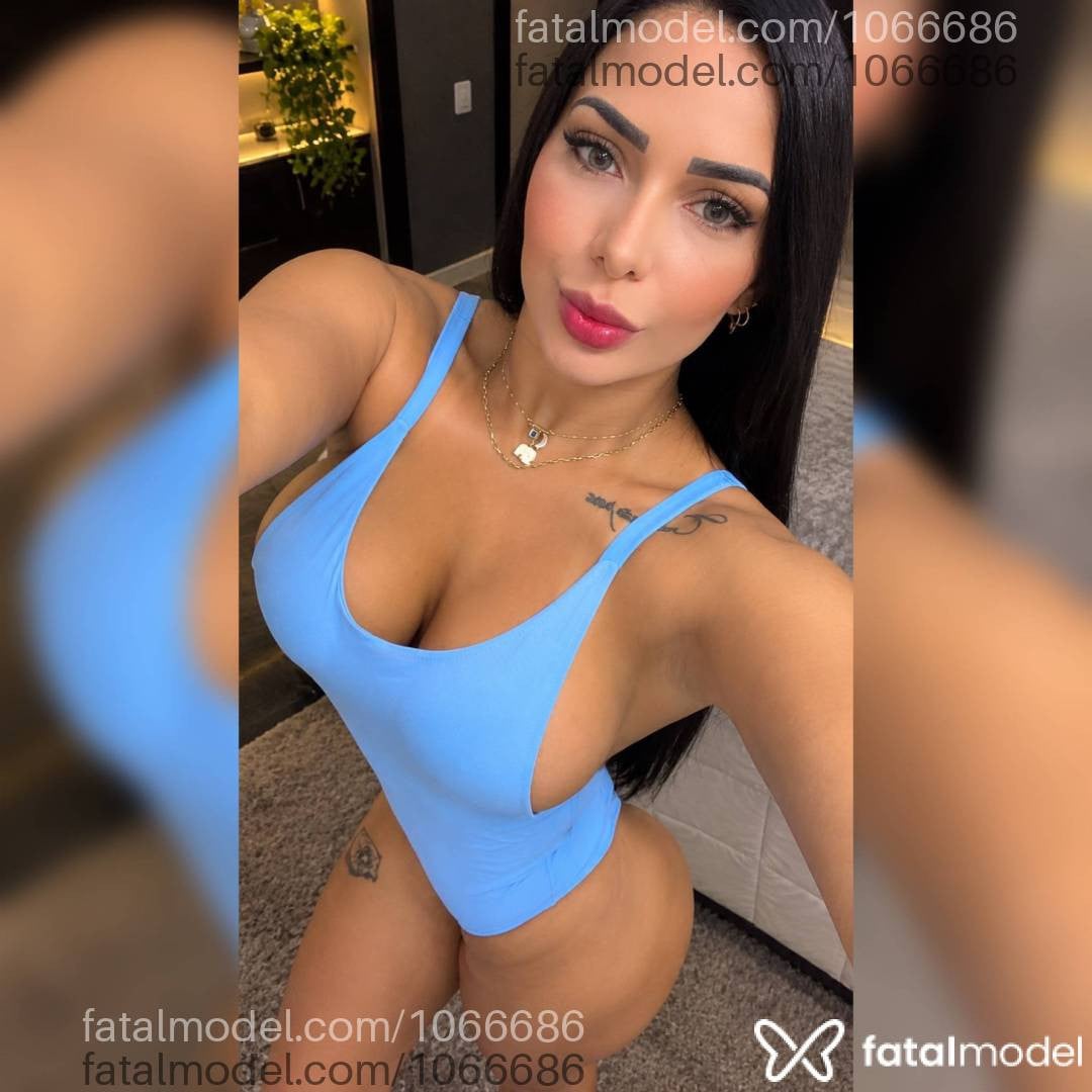 Acompanhante mulher morena (o) de olhos verdes - Beatriz fontes