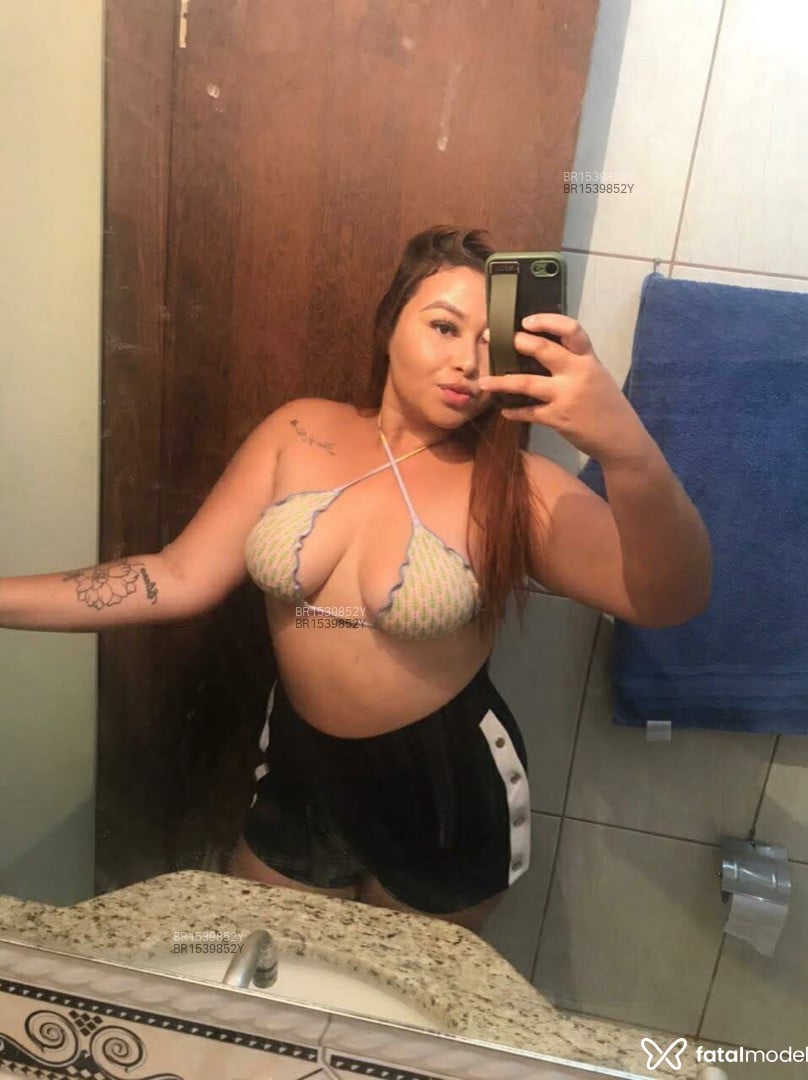 Acompanhante mulher morena (o) de olhos castanhos em Cabo Frio Acompanhante mulher morena (o) de olhos castanhos em Cabo Frio - Alice