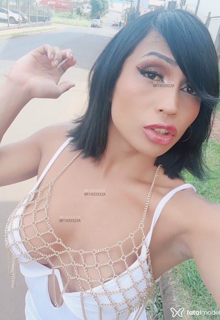 Acompanhante mulher trans morena (o) de olhos castanhos em Criciúma - Yngridi dellavick