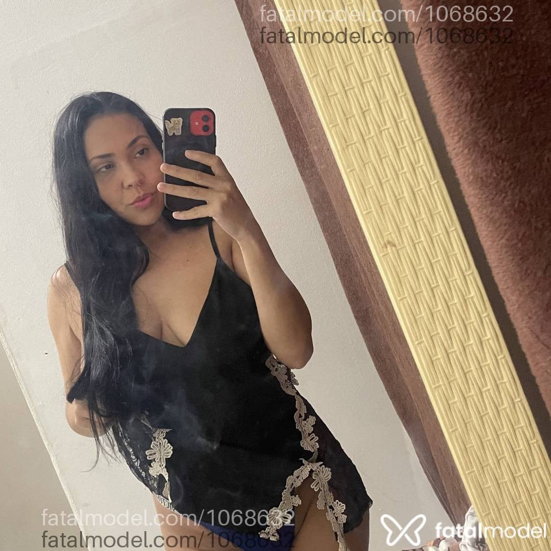 Acompanhante mulher com cabelo castanho de olhos castanhos - Sophia
