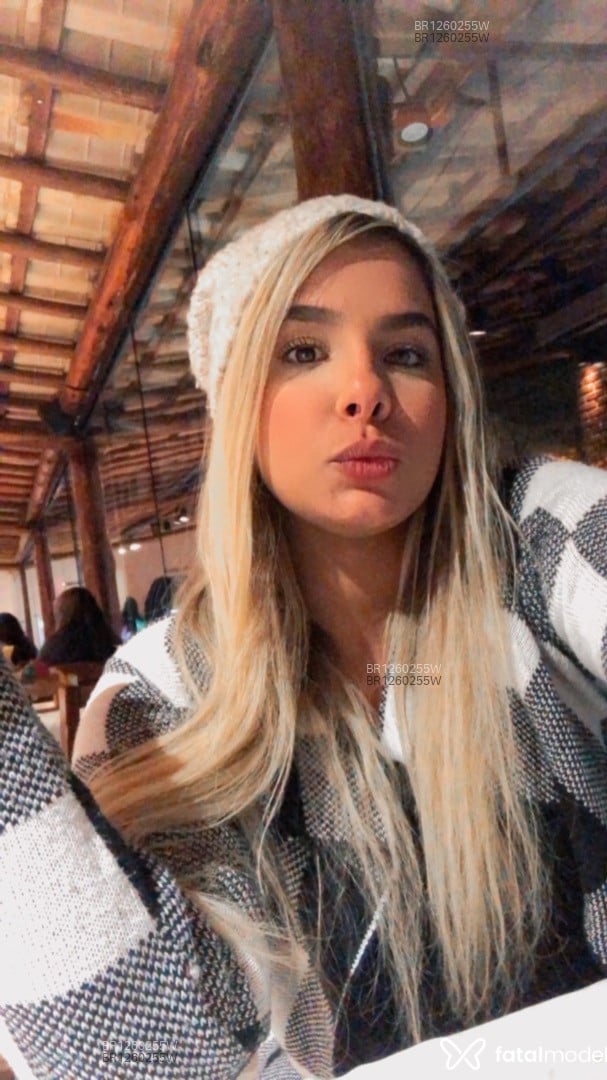 Acompanhante mulher loira (o) de olhos castanhos em São Paulo Acompanhante mulher loira (o) de olhos castanhos em São Paulo - Bruna Mercedez