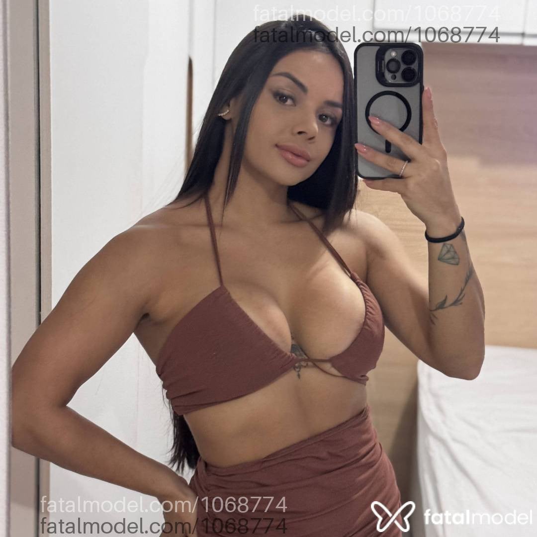 Acompanhante mulher morena (o) de olhos castanhos em Santa Maria - Tainá