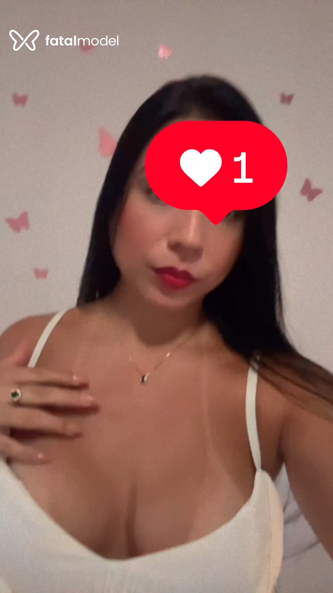 Acompanhante mulher morena (o) de olhos castanhos - ADRIGAUCHA LUXU