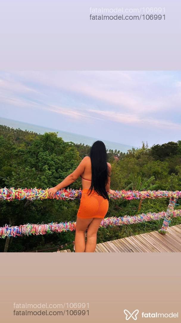Acompanhante mulher morena (o) de olhos castanhos - ADRIGAUCHA LUXU