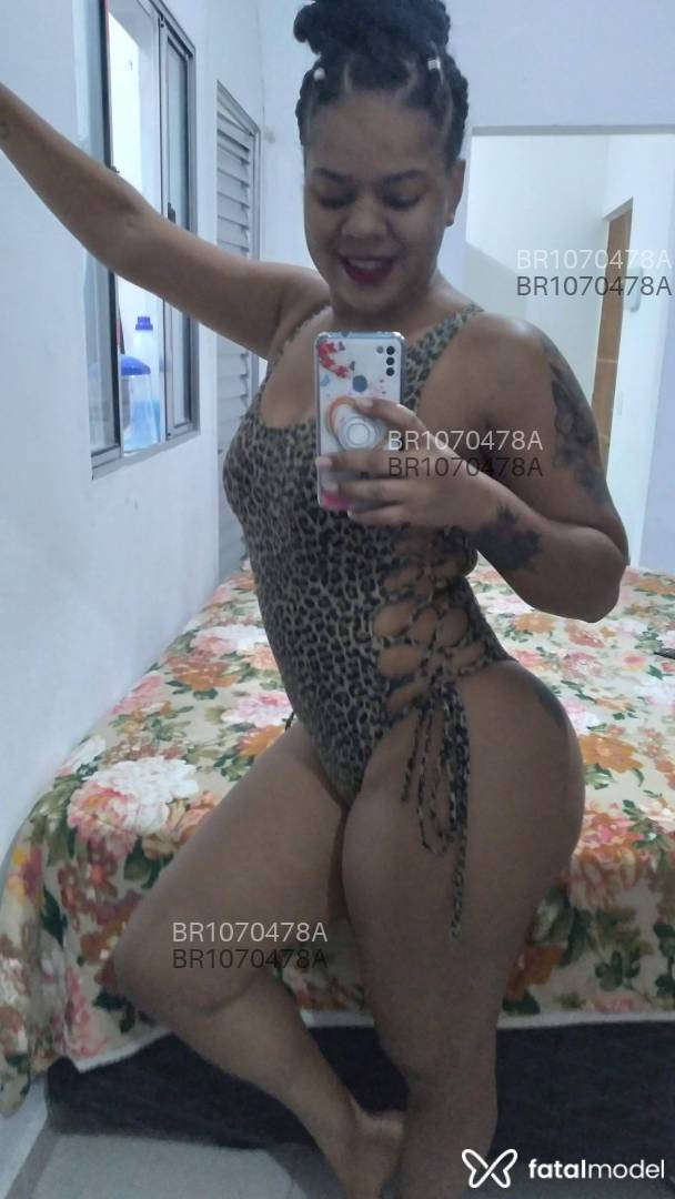 Acompanhante mulher morena (o) de olhos castanhos em Virtual - Karine