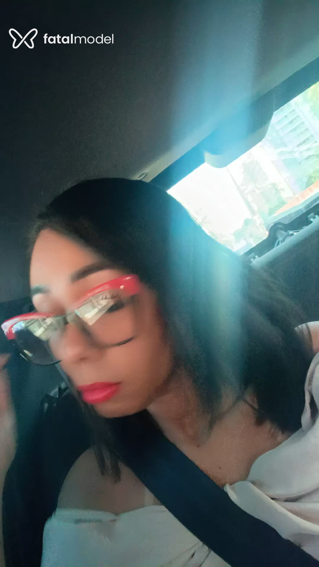 Acompanhante mulher morena (o) de olhos pretos em Recife Acompanhante mulher morena (o) de olhos pretos em Recife - Cris Malecof