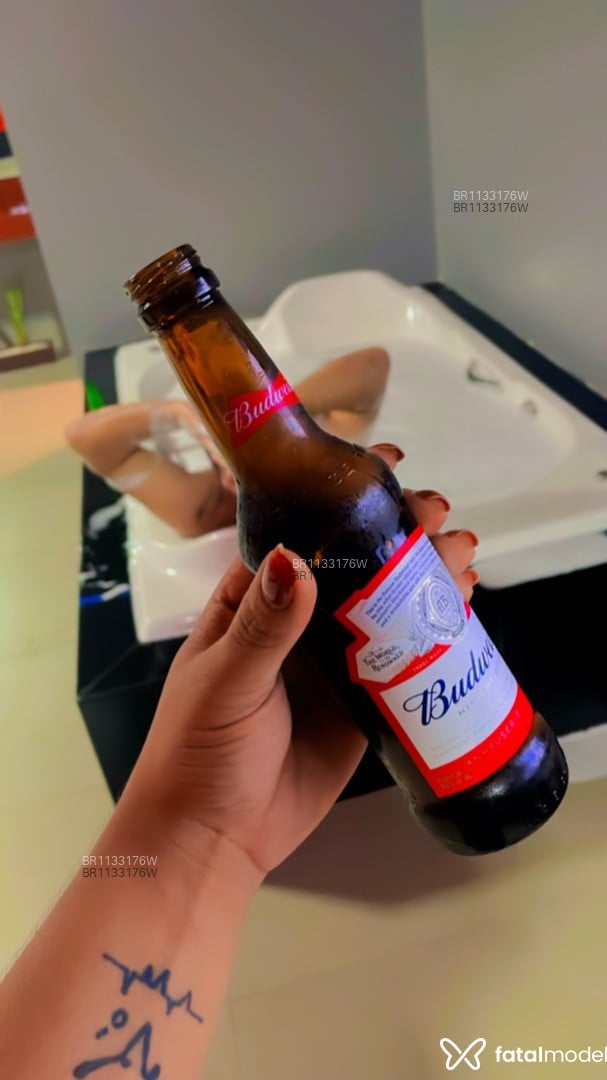 Acompanhante homem trans morena (o) de olhos castanhos em Lucas do Rio Verde - Jullyana GTS