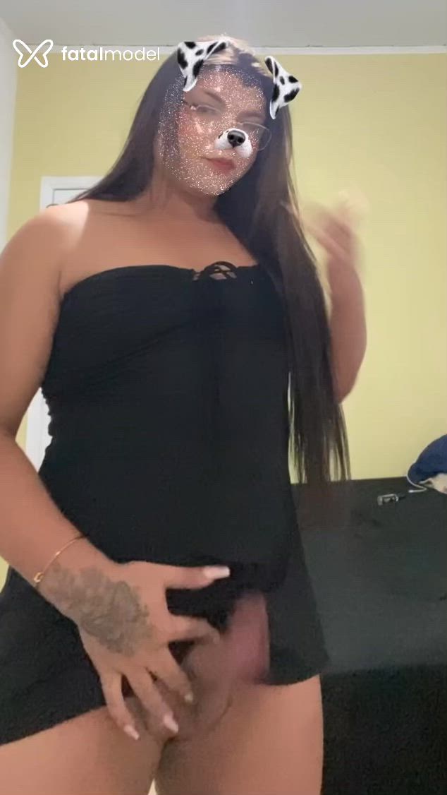 Acompanhante mulher trans com cabelo castanho de olhos castanhos - Roberta