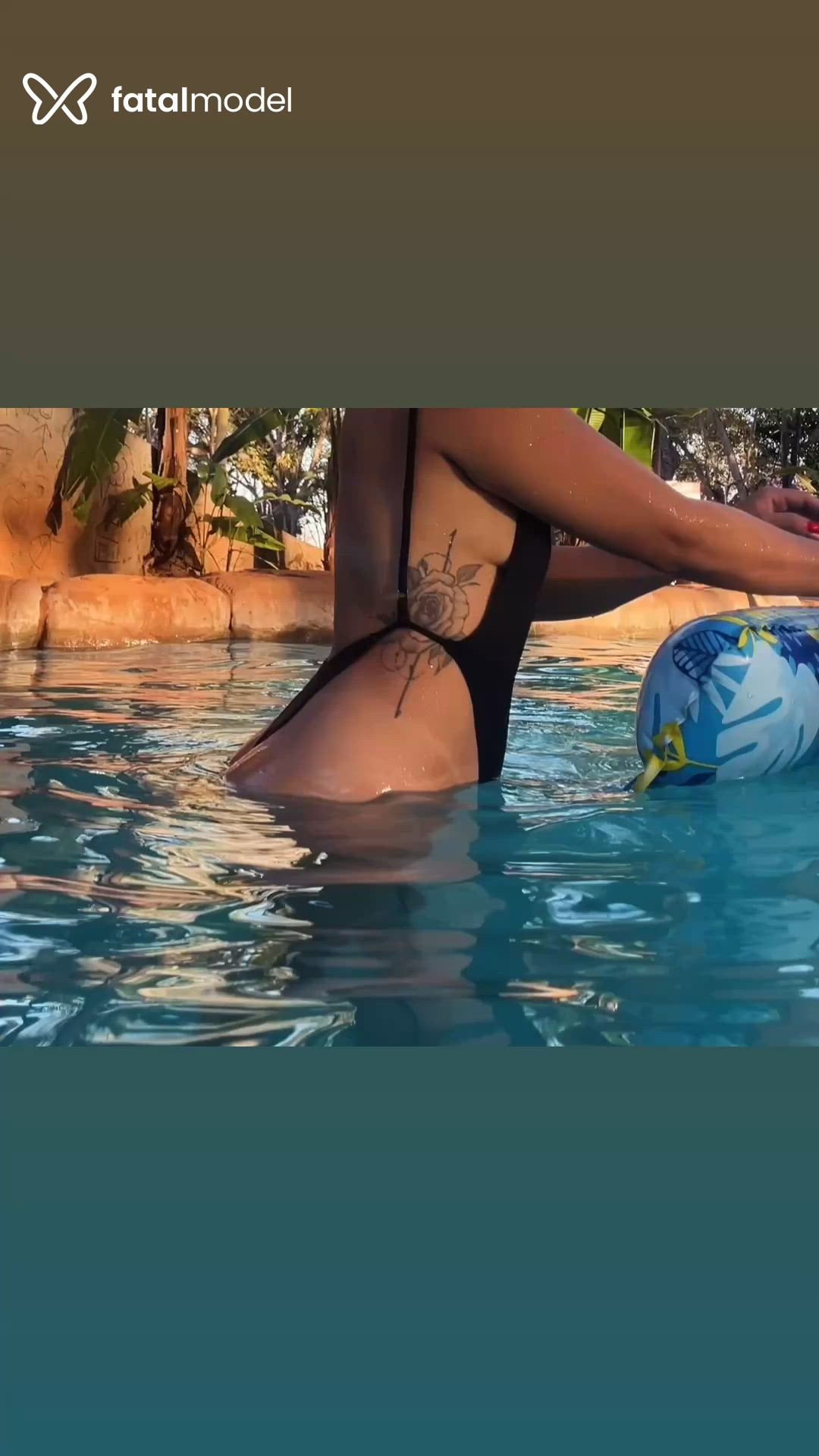 Acompanhante mulher morena (o) de olhos mel - Jade