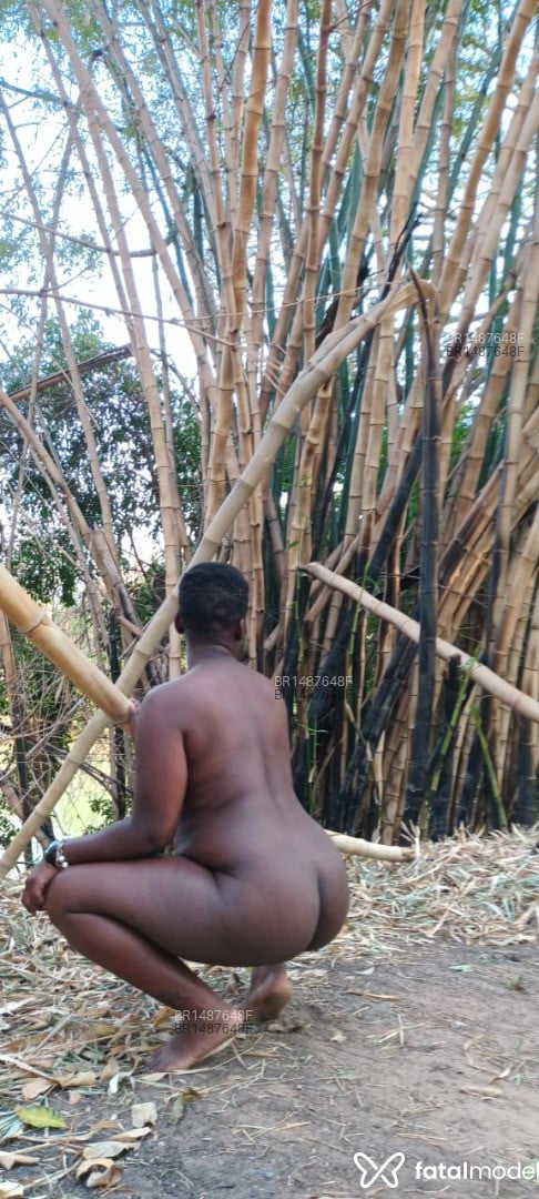 Acompanhante mulher morena (o) de olhos castanhos em Mogi Mirim - Preta