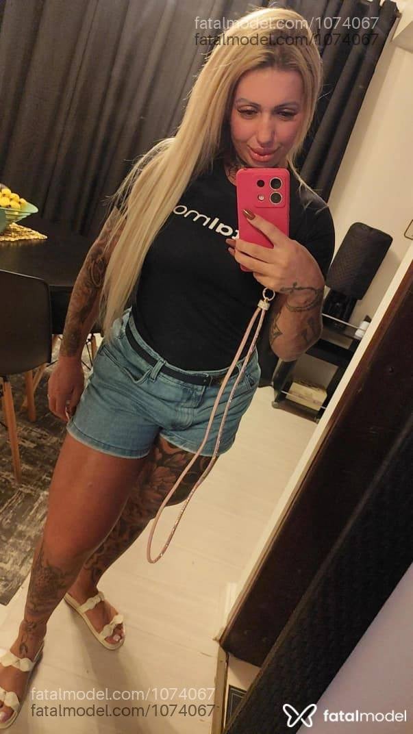Acompanhante mulher loira (o) de olhos castanhos em Curitiba - Leticia Rangel