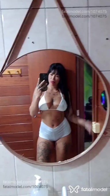 Acompanhante mulher morena (o) de olhos castanhos em Florianópolis - Lara Miller