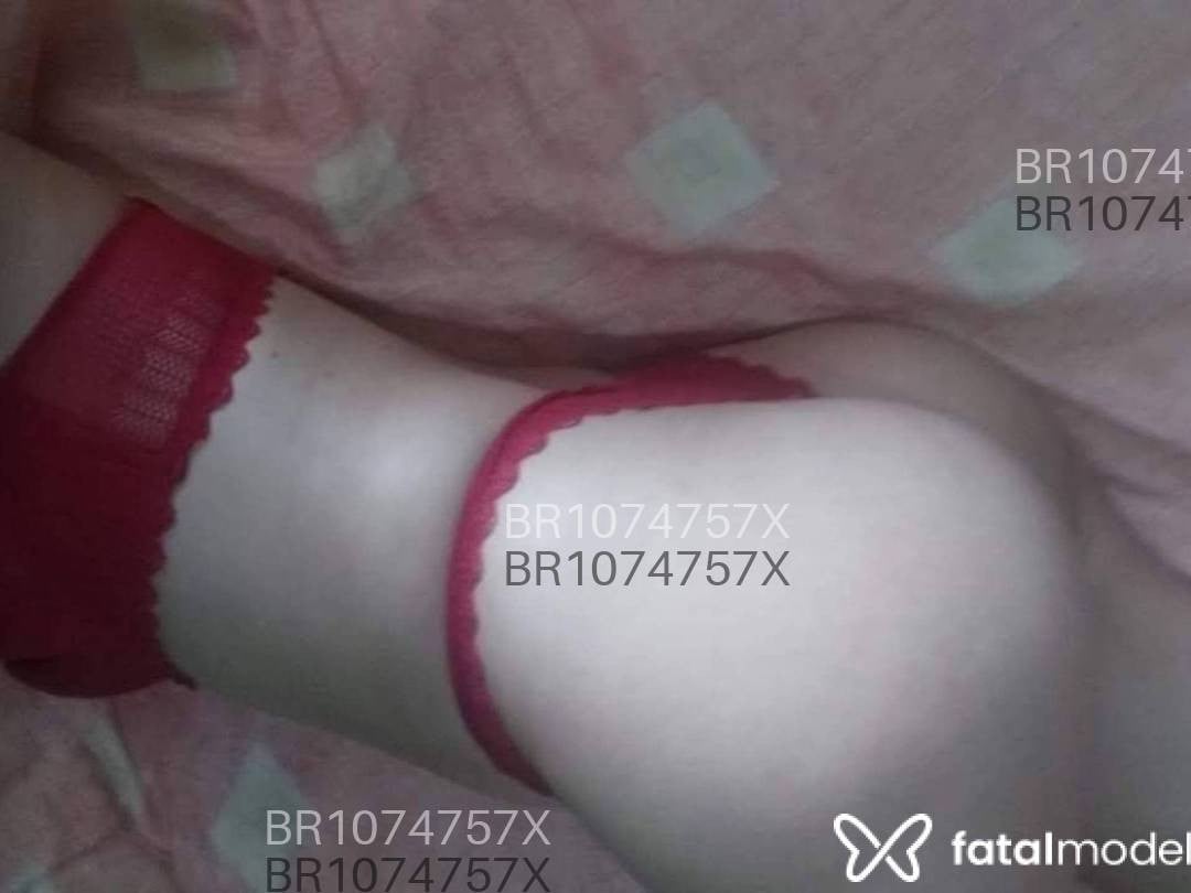 Acompanhante mulher loira (o) de olhos castanhos em Cláudia Acompanhante mulher loira (o) de olhos castanhos em Cláudia - Cristina