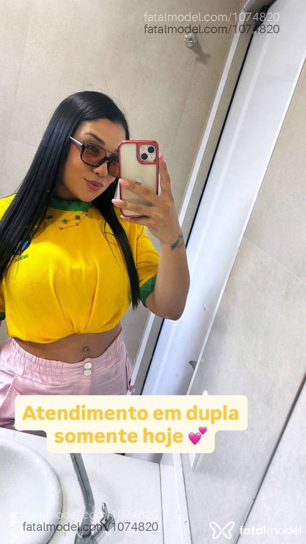 Acompanhante mulher morena (o) de olhos castanhos - Emanuelle