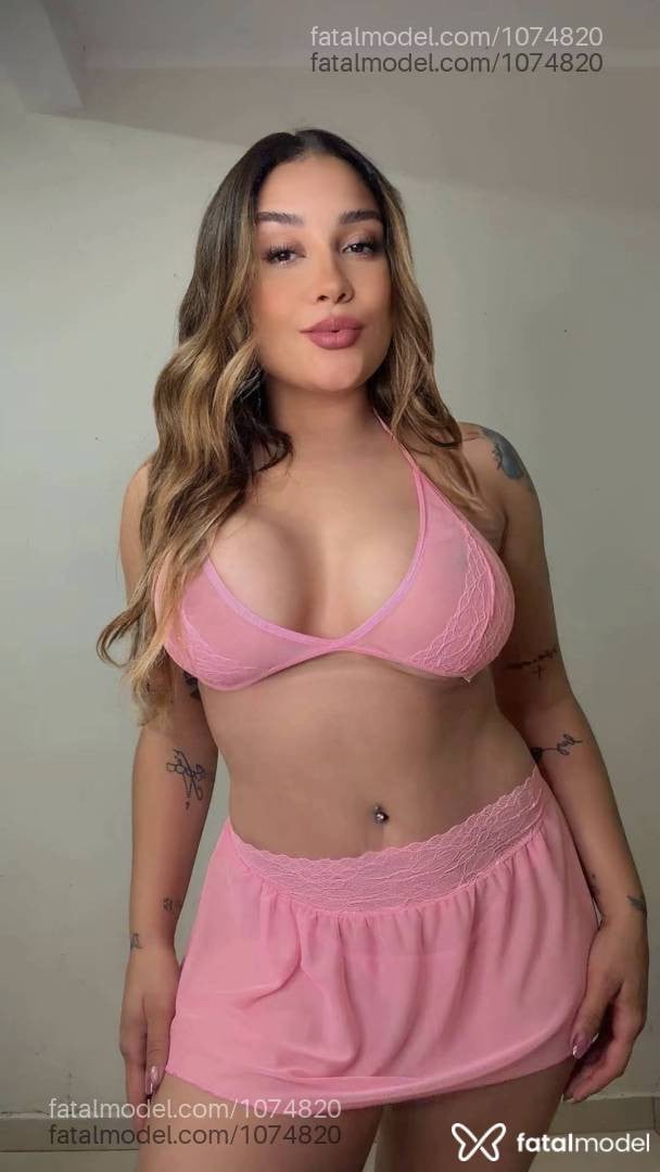 Acompanhante mulher morena (o) de olhos castanhos - Emanuelle