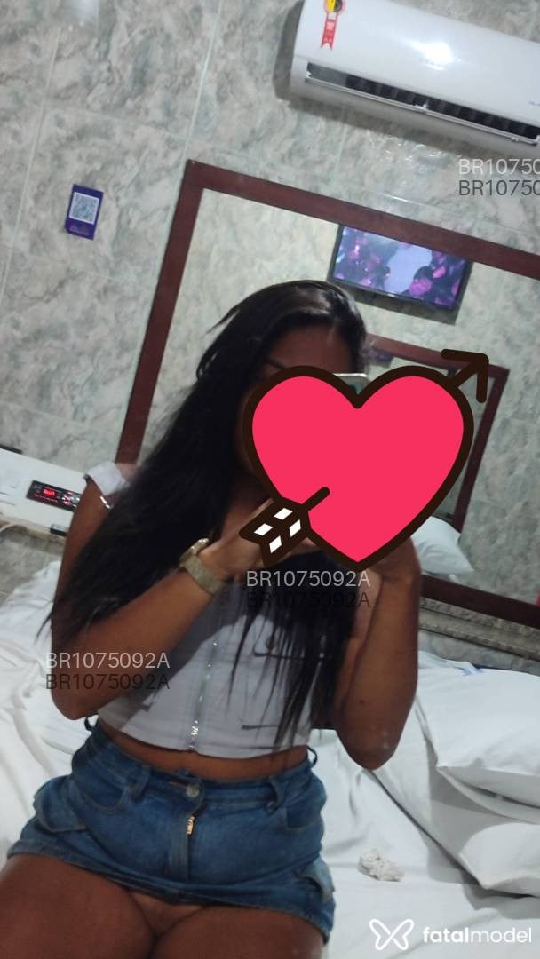 Acompanhante mulher morena (o) de olhos pretos em Cabo Frio Acompanhante mulher morena (o) de olhos pretos em Cabo Frio - Anitta