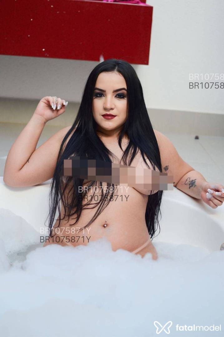 Acompanhante mulher morena (o) de olhos castanhos em Virtual Acompanhante mulher morena (o) de olhos castanhos em Virtual - Luiza Lovatelly