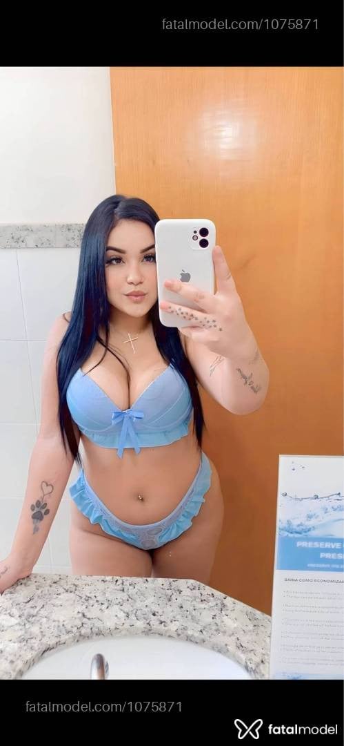 Acompanhante mulher morena (o) de olhos castanhos em Virtual Acompanhante mulher morena (o) de olhos castanhos em Virtual - Luiza Lovatelly