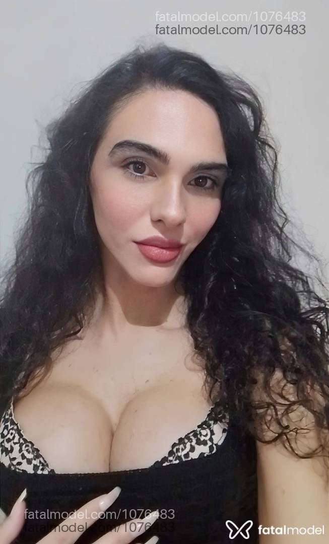 Acompanhante mulher trans morena (o) de olhos castanhos em Ponta Grossa - Maíra