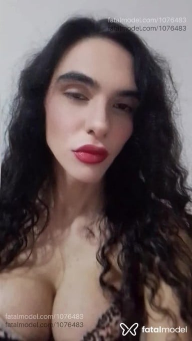 Acompanhante mulher trans morena (o) de olhos castanhos em Ponta Grossa - Maíra