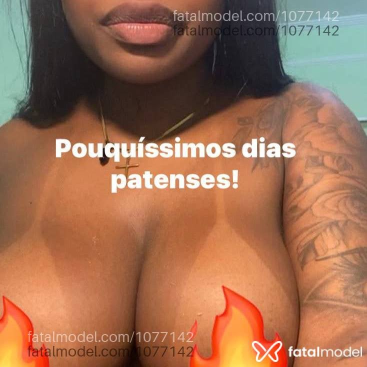 Acompanhante mulher com cabelo castanho de olhos castanhos - Jade