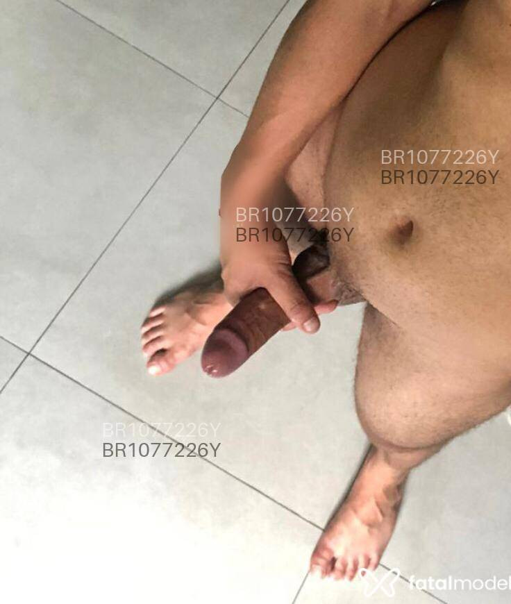 Acompanhante homem com cabelo castanho de olhos mel em Bento Gonçalves Acompanhante homem com cabelo castanho de olhos mel em Bento Gonçalves - Últimos dias