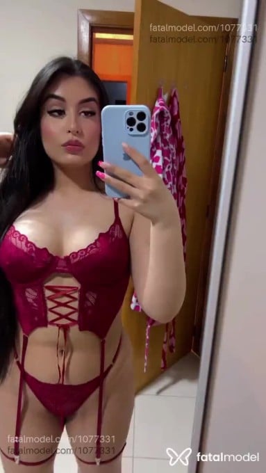 Acompanhante mulher com cabelo castanho de olhos castanhos em Santa Maria - Gabriela Ferraz