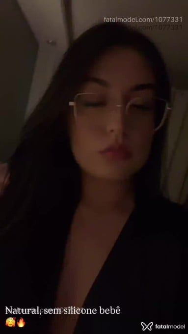 Acompanhante mulher com cabelo castanho de olhos castanhos em Santa Maria - Gabriela Ferraz