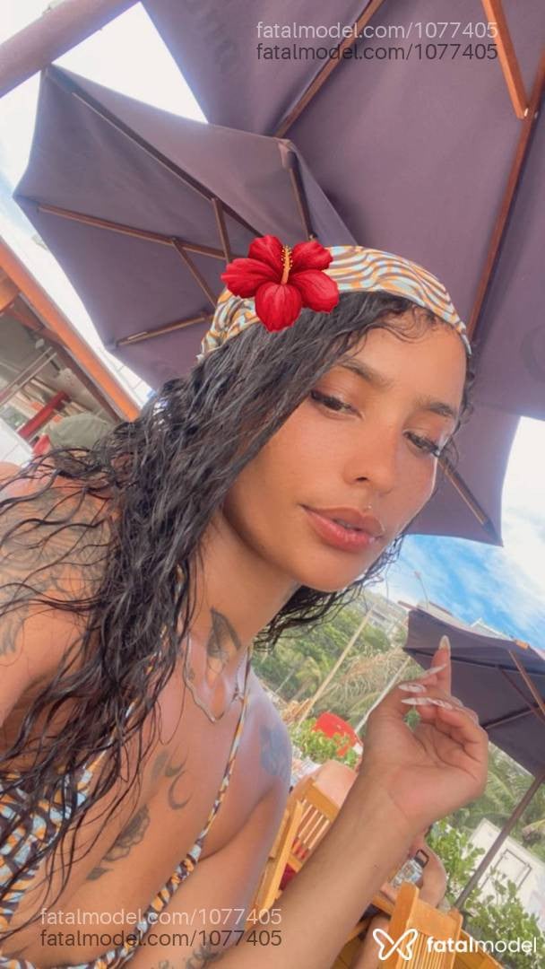 Acompanhante mulher morena (o) de olhos castanhos - Mexicana Acompanhante mulher morena (o) de olhos castanhos - Mexicana