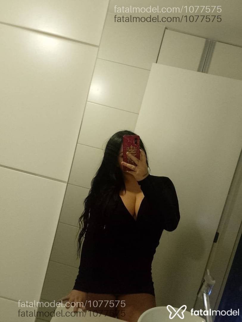 Acompanhante mulher morena (o) de olhos castanhos - Bruna