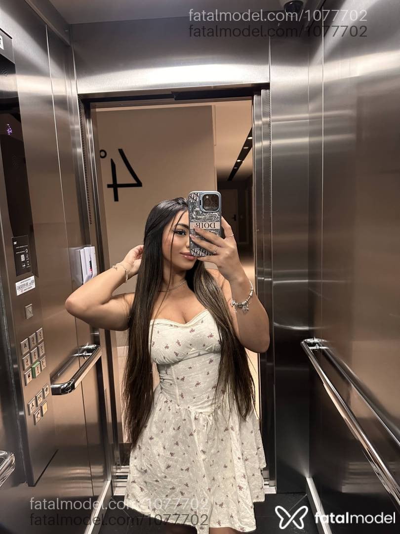 Acompanhante mulher morena (o) de olhos mel - Nicolle Rayssa