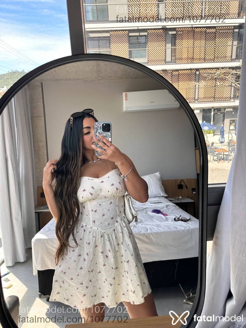 Acompanhante mulher morena (o) de olhos mel - Nicolle Rayssa