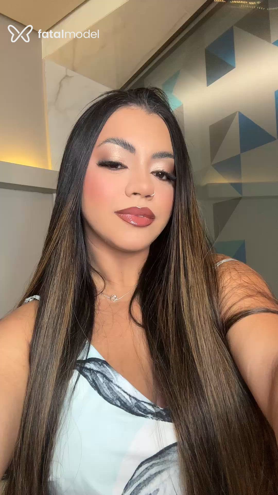 Acompanhante mulher morena (o) de olhos mel em Recife Acompanhante mulher morena (o) de olhos mel em Recife - Nicolle Rayssa