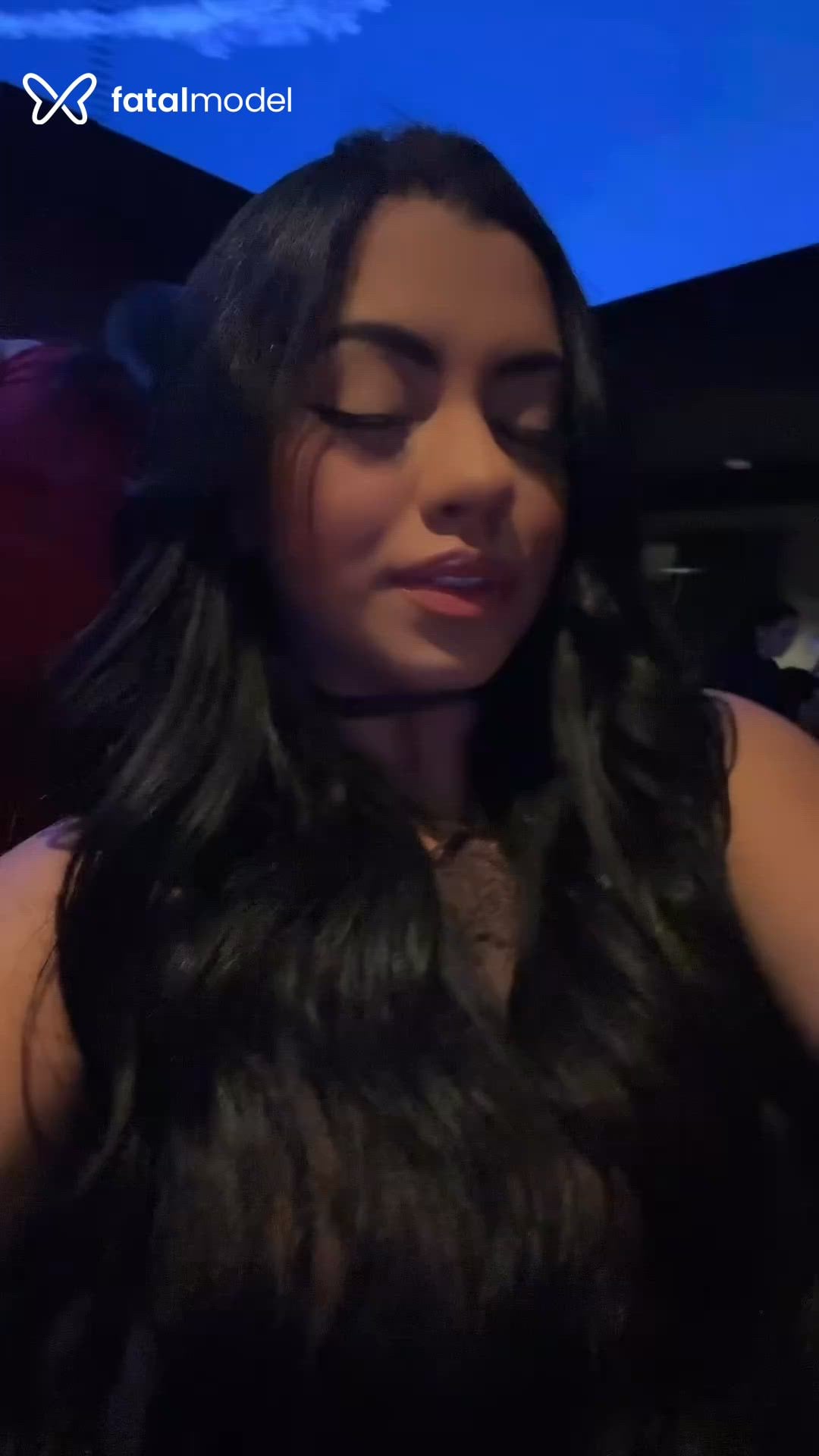 Acompanhante mulher morena (o) de olhos mel - Nicolle Rayssa