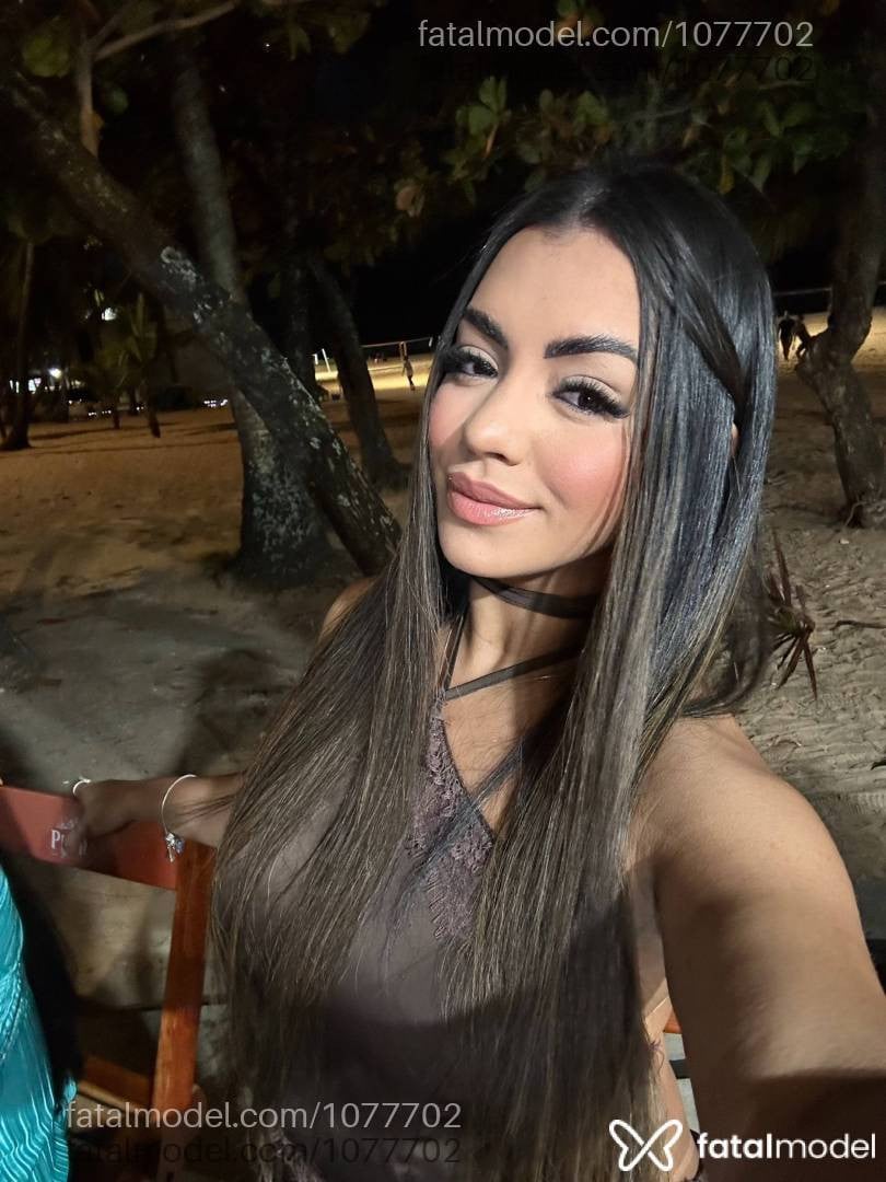 Acompanhante mulher morena (o) de olhos mel - Nicolle Rayssa