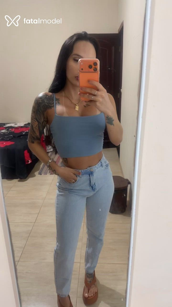 Acompanhante mulher morena (o) de olhos castanhos - Julliana Acompanhante mulher morena (o) de olhos castanhos - Julliana