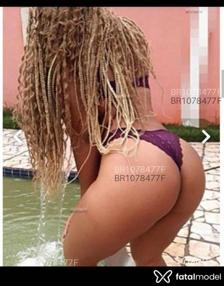 Acompanhante mulher morena (o) de olhos castanhos - Fernanda Japha Acompanhante mulher morena (o) de olhos castanhos - Fernanda Japha