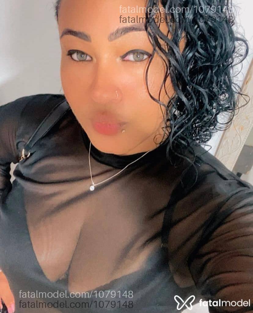 Acompanhante mulher morena (o) de olhos verdes - Drika Nunes