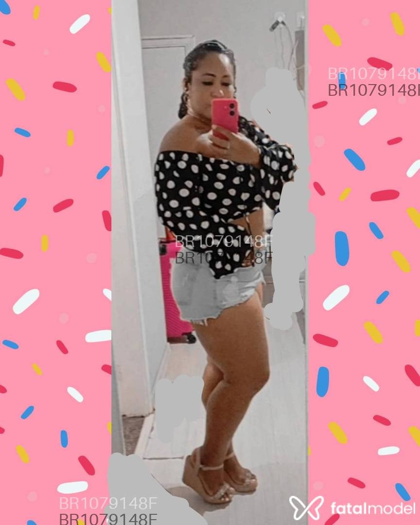 Acompanhante mulher morena (o) de olhos verdes - Drika Nunes