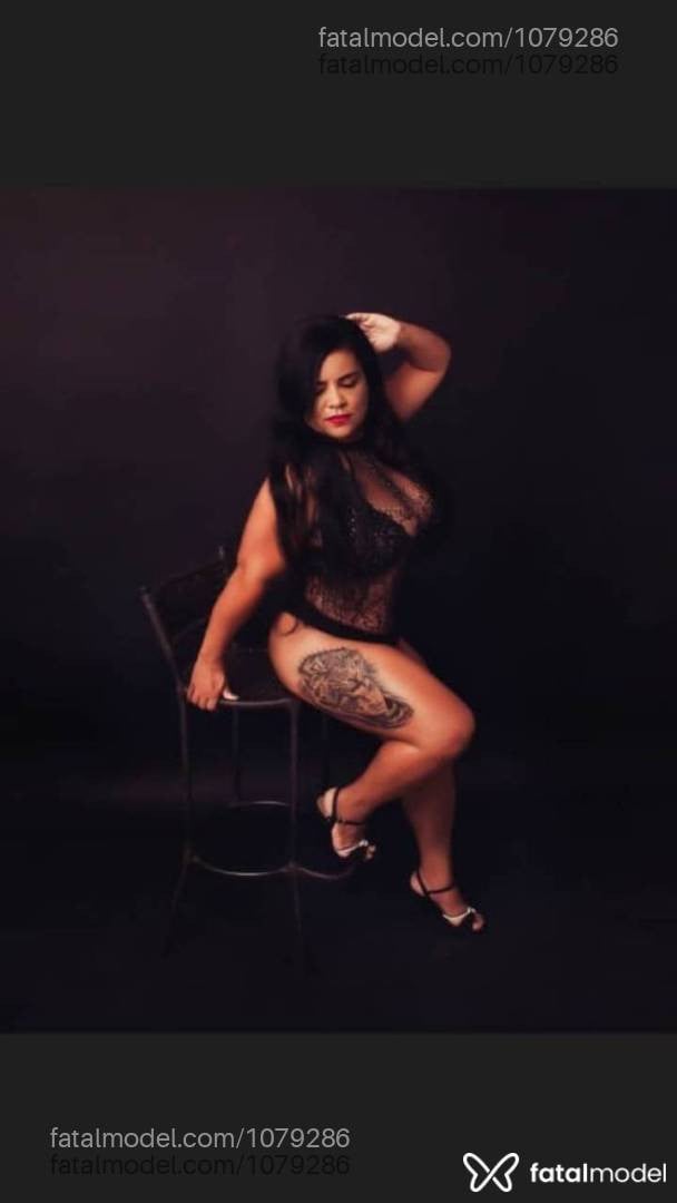 Acompanhante mulher com cabelo castanho de olhos castanhos em Pindamonhangaba - MONIKKE SOARES
