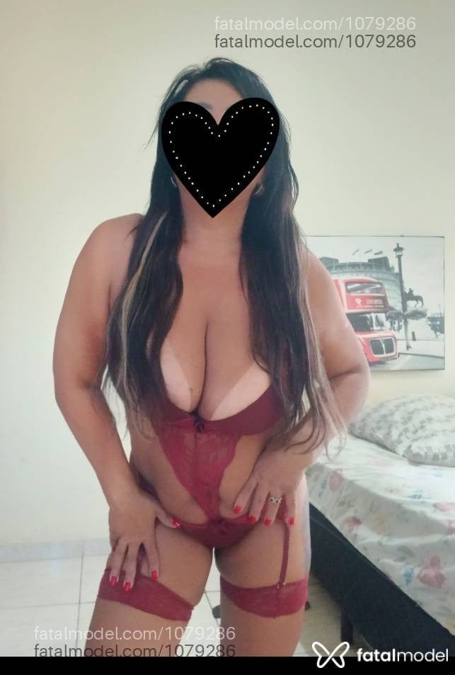Acompanhante mulher com cabelo castanho de olhos castanhos em Pindamonhangaba - MONIKKE SOARES